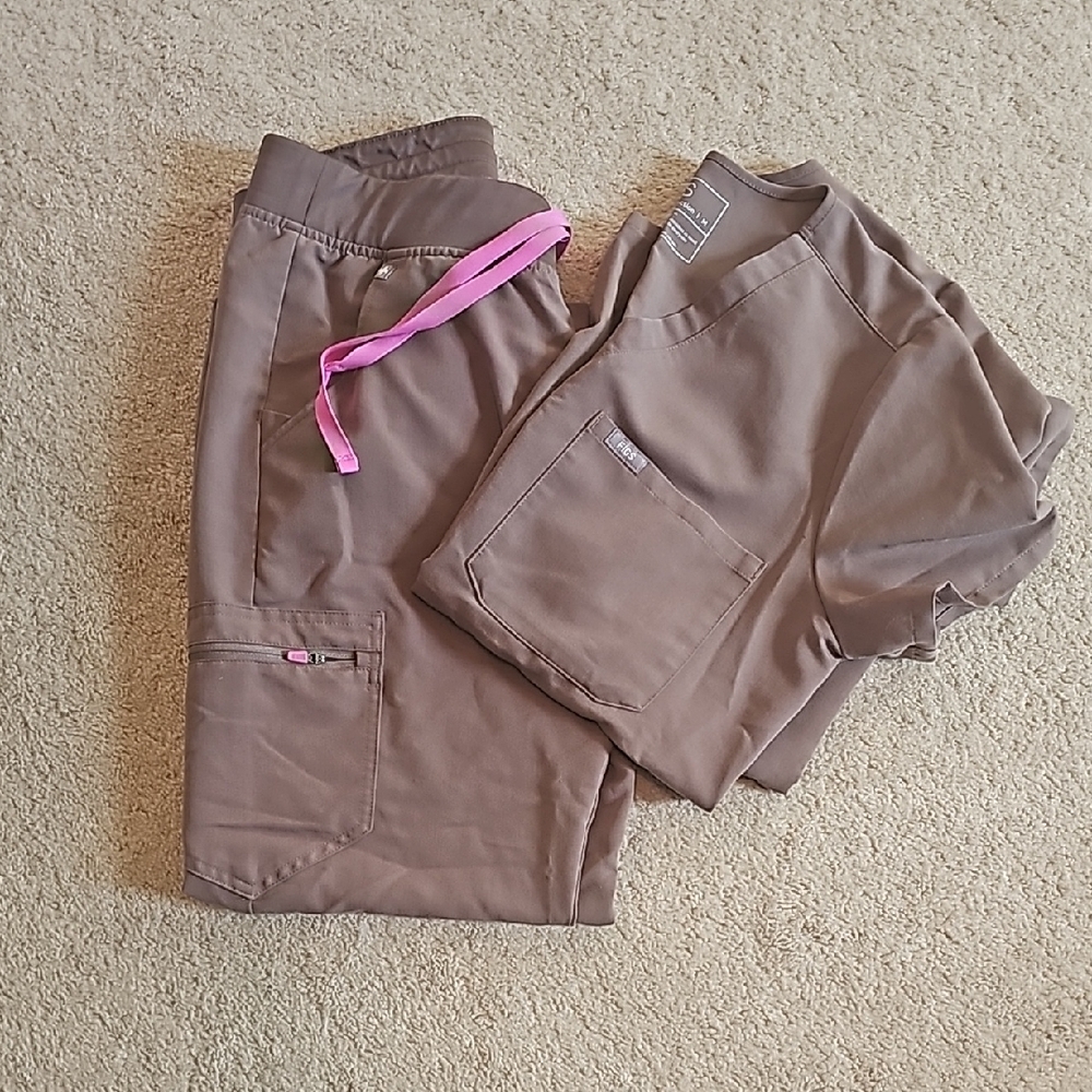Figs womens scrubs